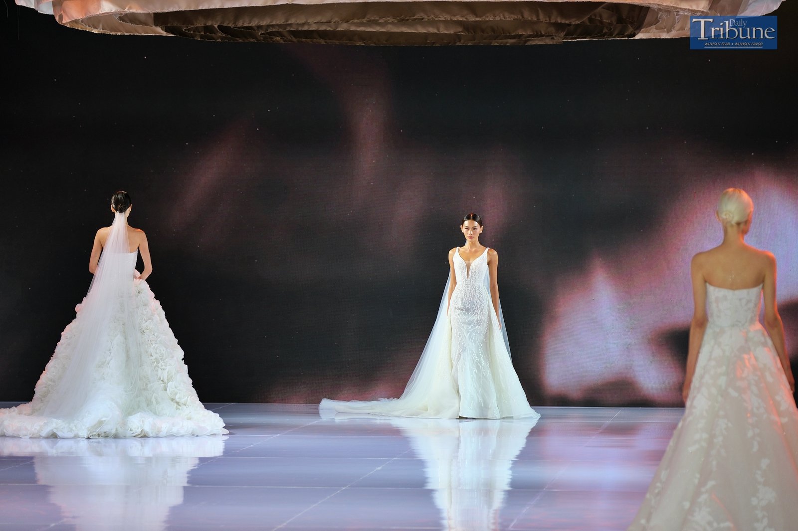 TRIBUNE-BRIDALFAIR